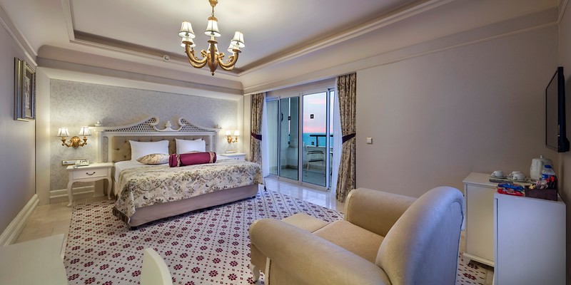 Deluxe Family Suite