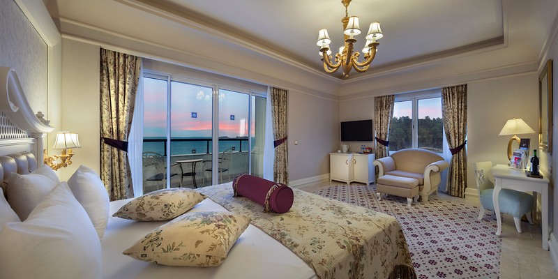 Deluxe Junior Family Suite
