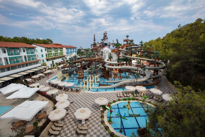Mega Aquapark