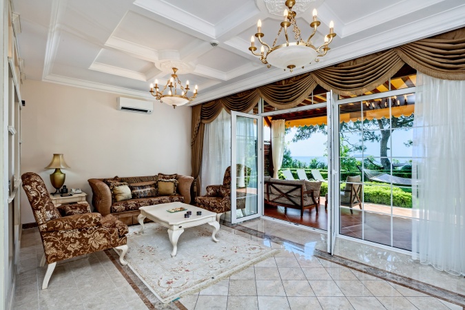 Villa Deluxe
