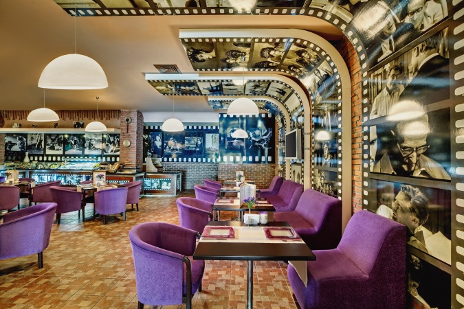 Fellini A la Carte Bistro