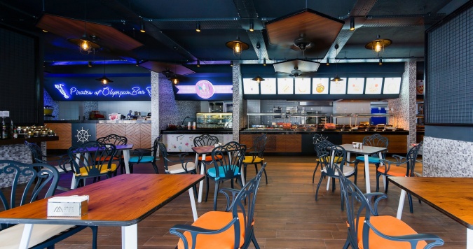 The Hook Aqua Bistro